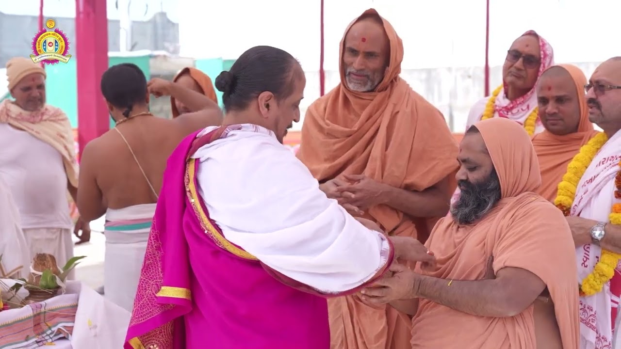 Experience the Divine: Vaidik Sammelan at Prasadi Mandir, Bhuj