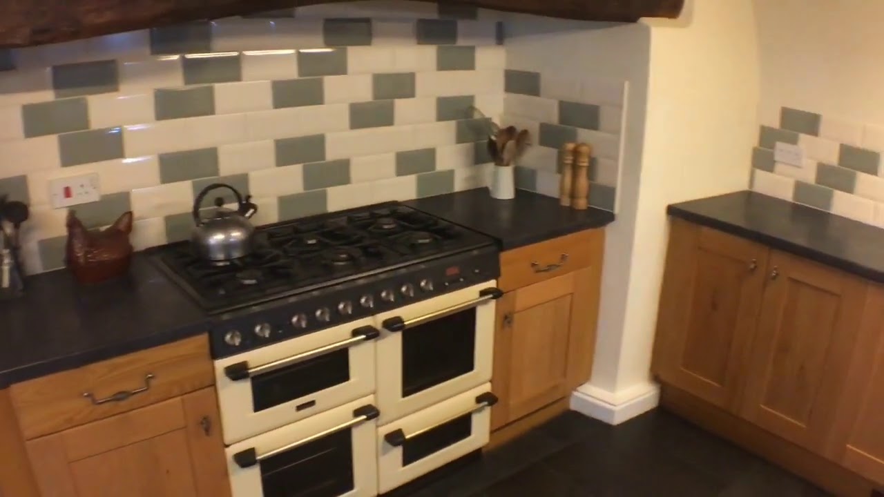 Video tour of Glyndwr, Llangynog.