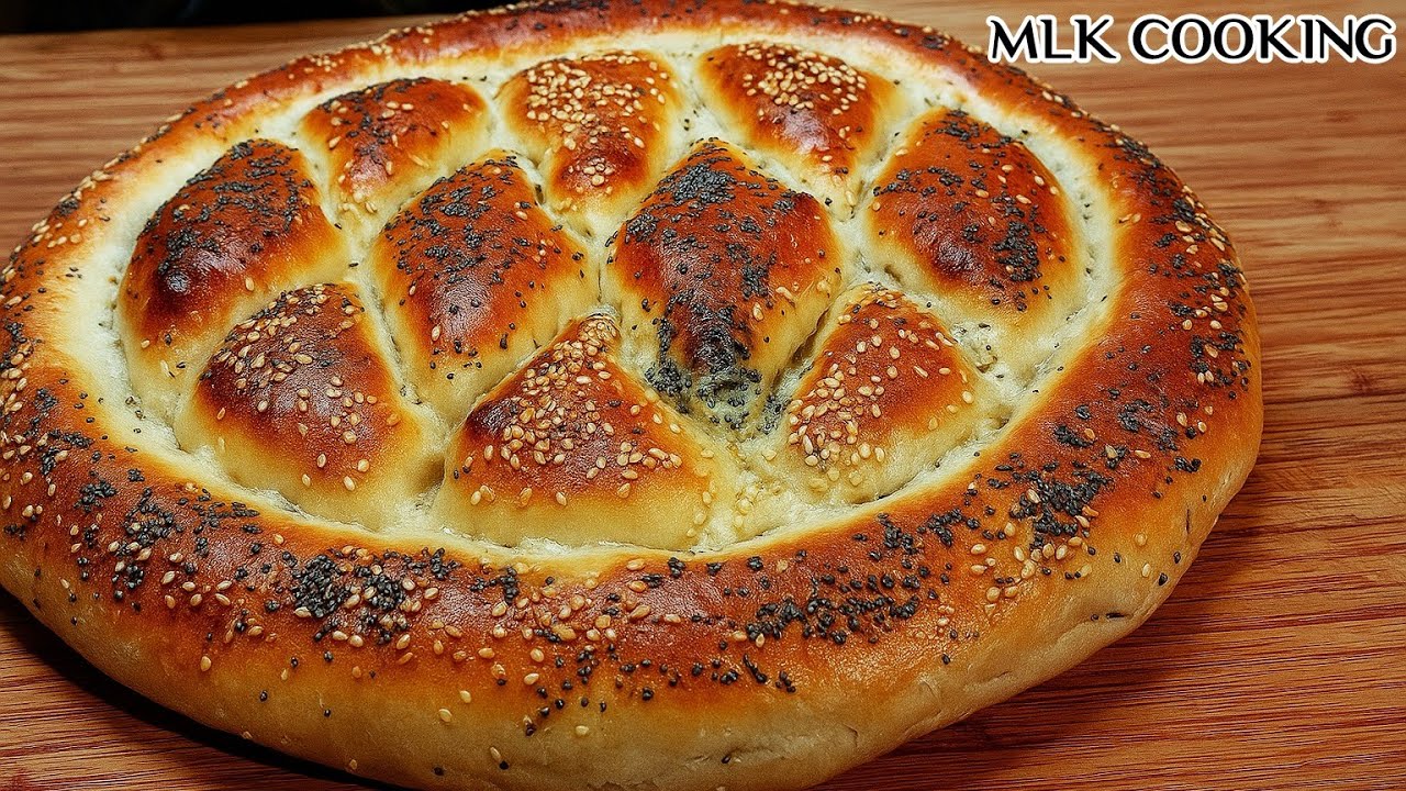 Golden Turkish Bread (Soft and Bouncy!) | !خبز رمضان تركي طعم مميز هش طرية وقطنية, أفضل المخبوزات