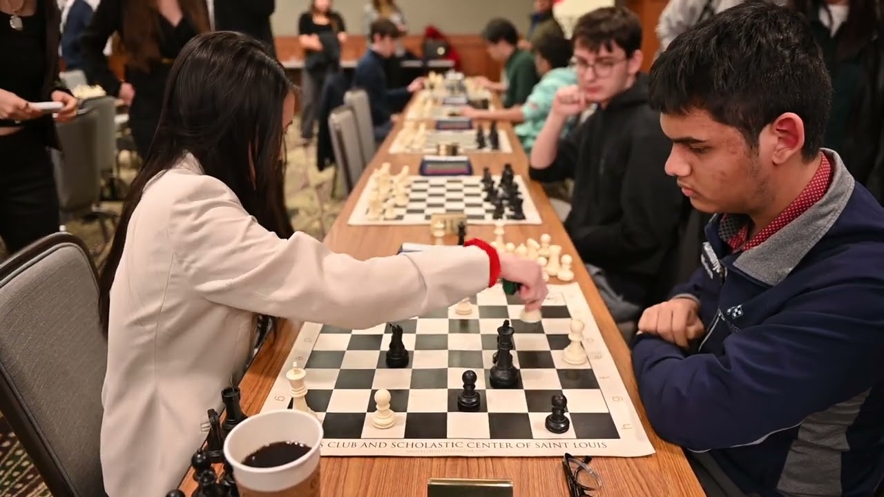 2023 US Junior Champions Alice Lee & Abhimanyu Mishra battle at the 2025 American Cup Blitz