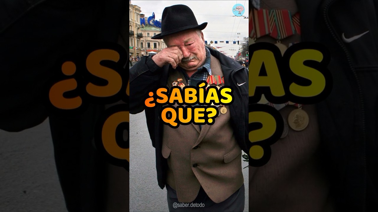 ANCIANO LLORA EN EL DESFILE DE VETERANOS 🥺 