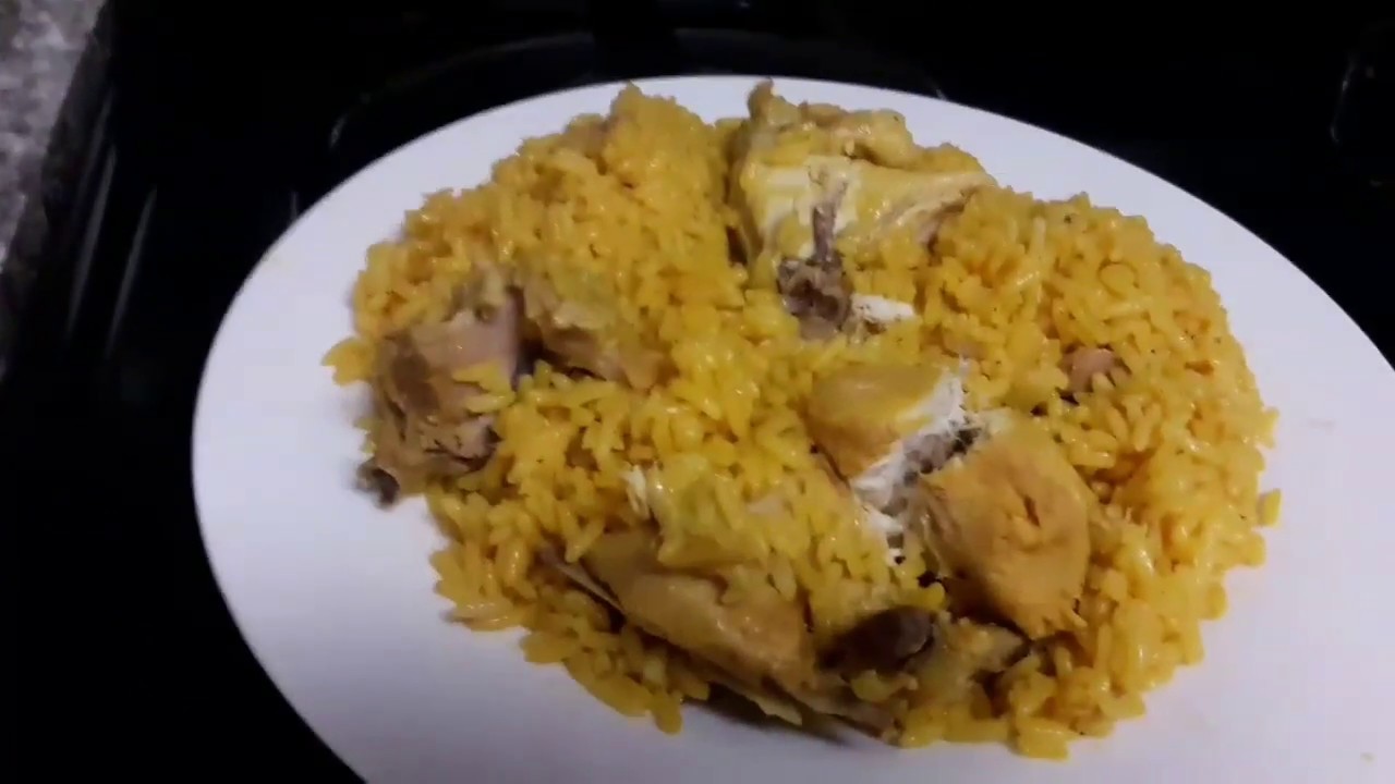 Arroz amarillo con pollo,sólo necesitas 10 minutos para hacerlo,riquisimo