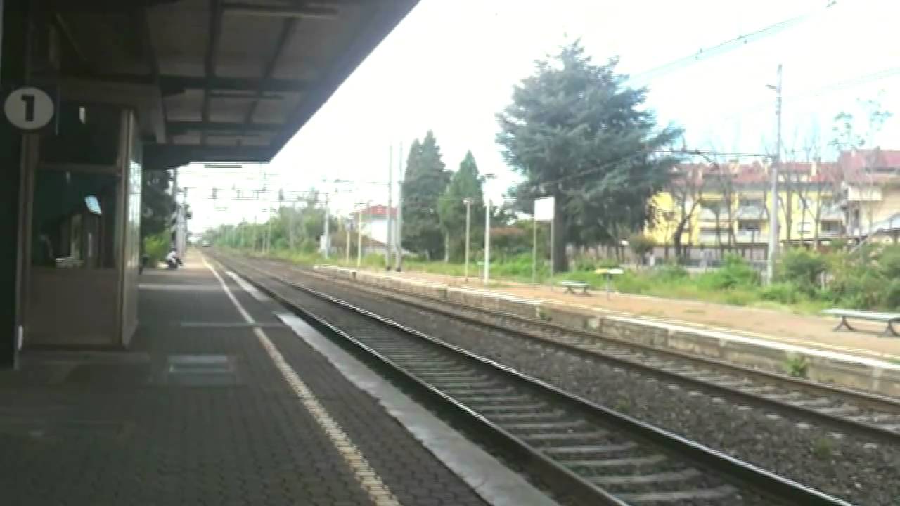 Train spotting: e646 158 a VITTUONE