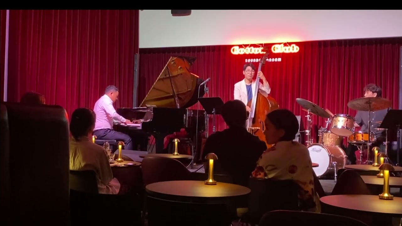 드러머 이길종 연주 영상-Ray trio live in Cotton Club(buhaina buhaina)