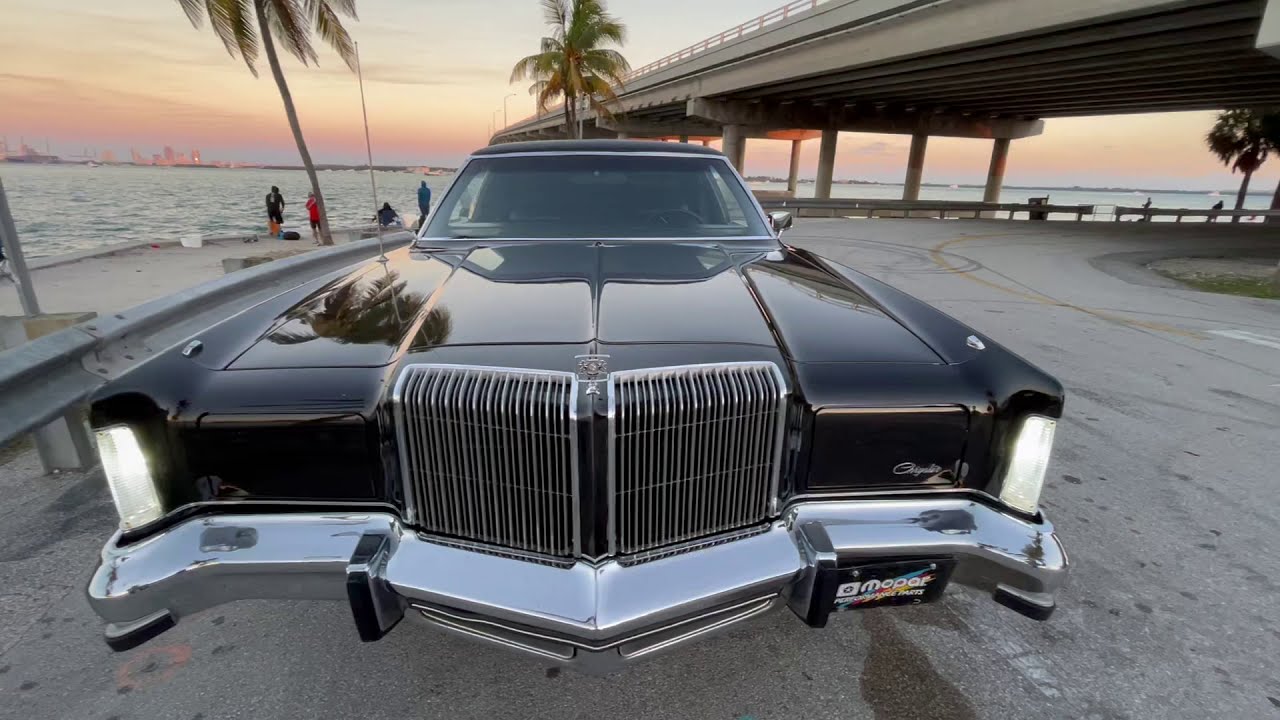 1977 Chrysler New Yorker Brougham 2DR Daytime Walkaround 1