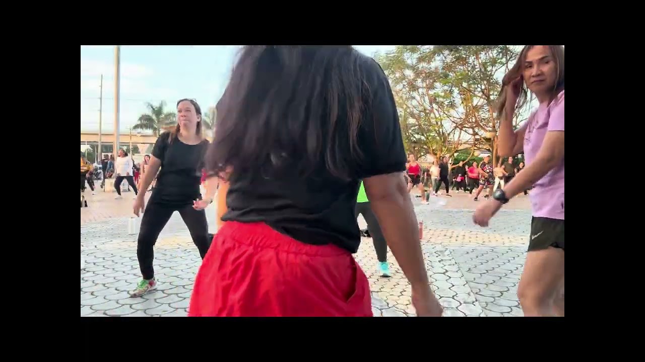 #zumba #zumbafitness #zumbadance #zumbaclass  #fitnessjourney #fitnessmotivation #selfcare #selflove