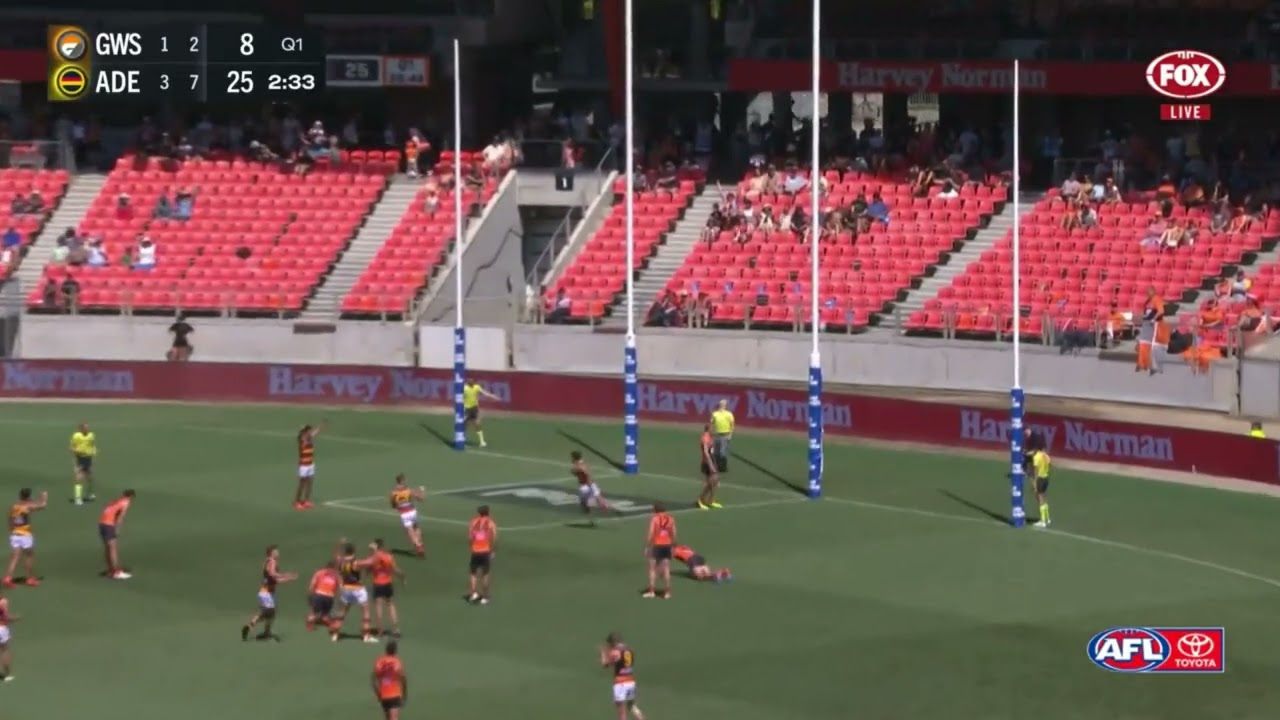 Izak Rankine kicks his first goal as a Crow! 