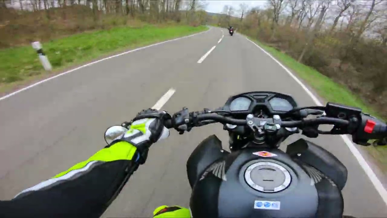 Honda CB 650F// le0 Vince  RAW Exhaust sound// Quickshifter