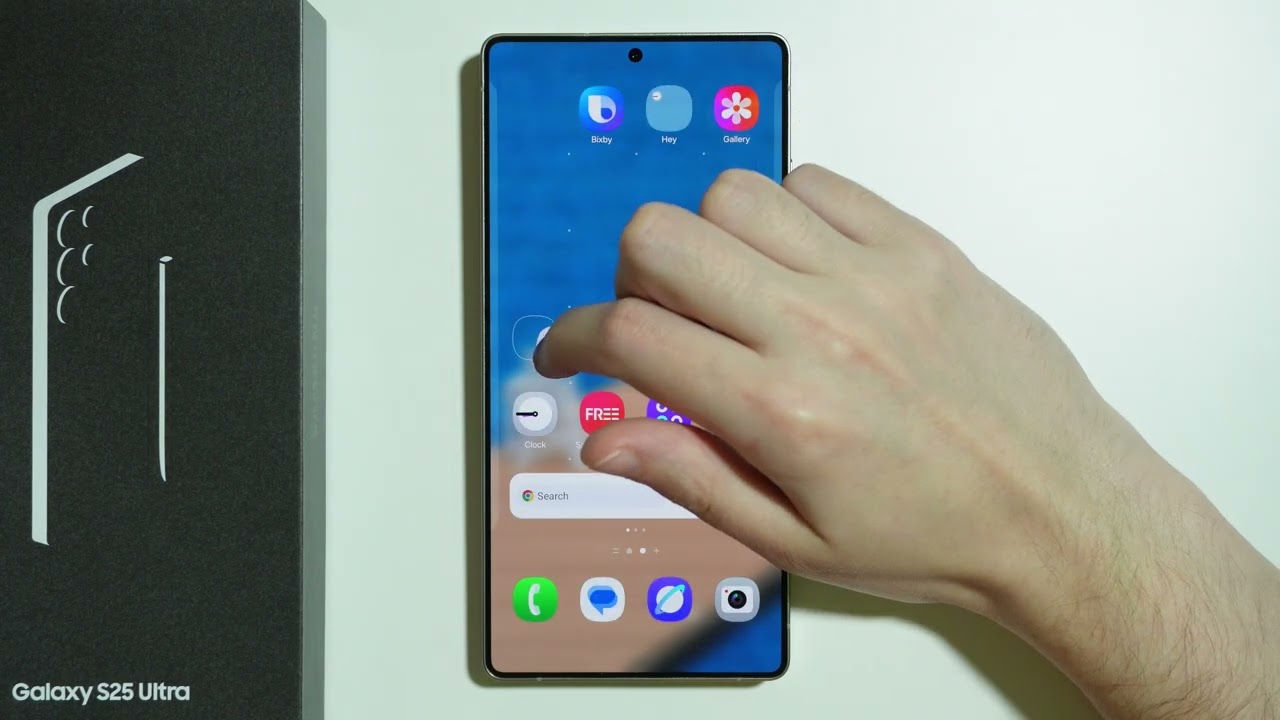 Samsung Galaxy S25 Ultra: How to Remove Home Screen Folders