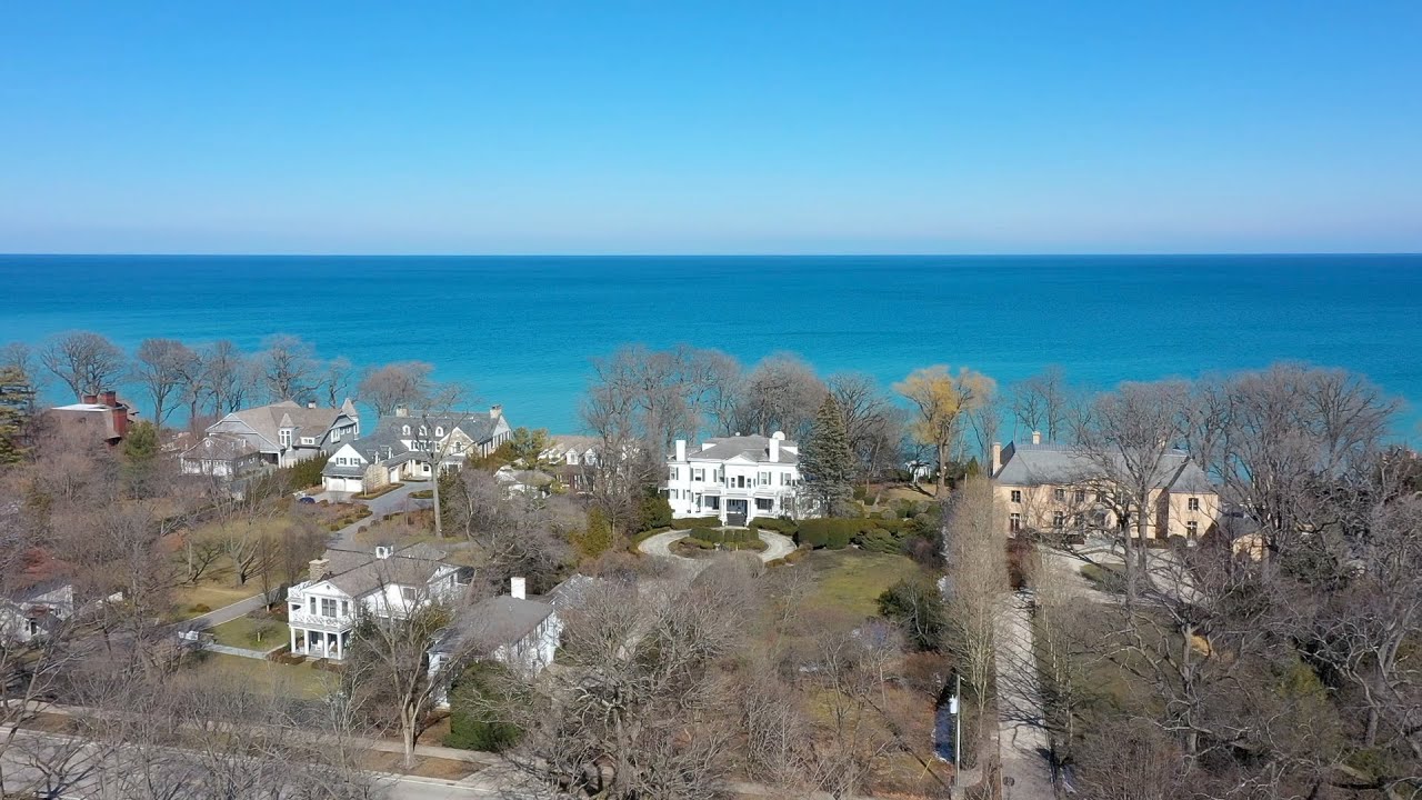 645 Sheridan Road - Winnetka, IL