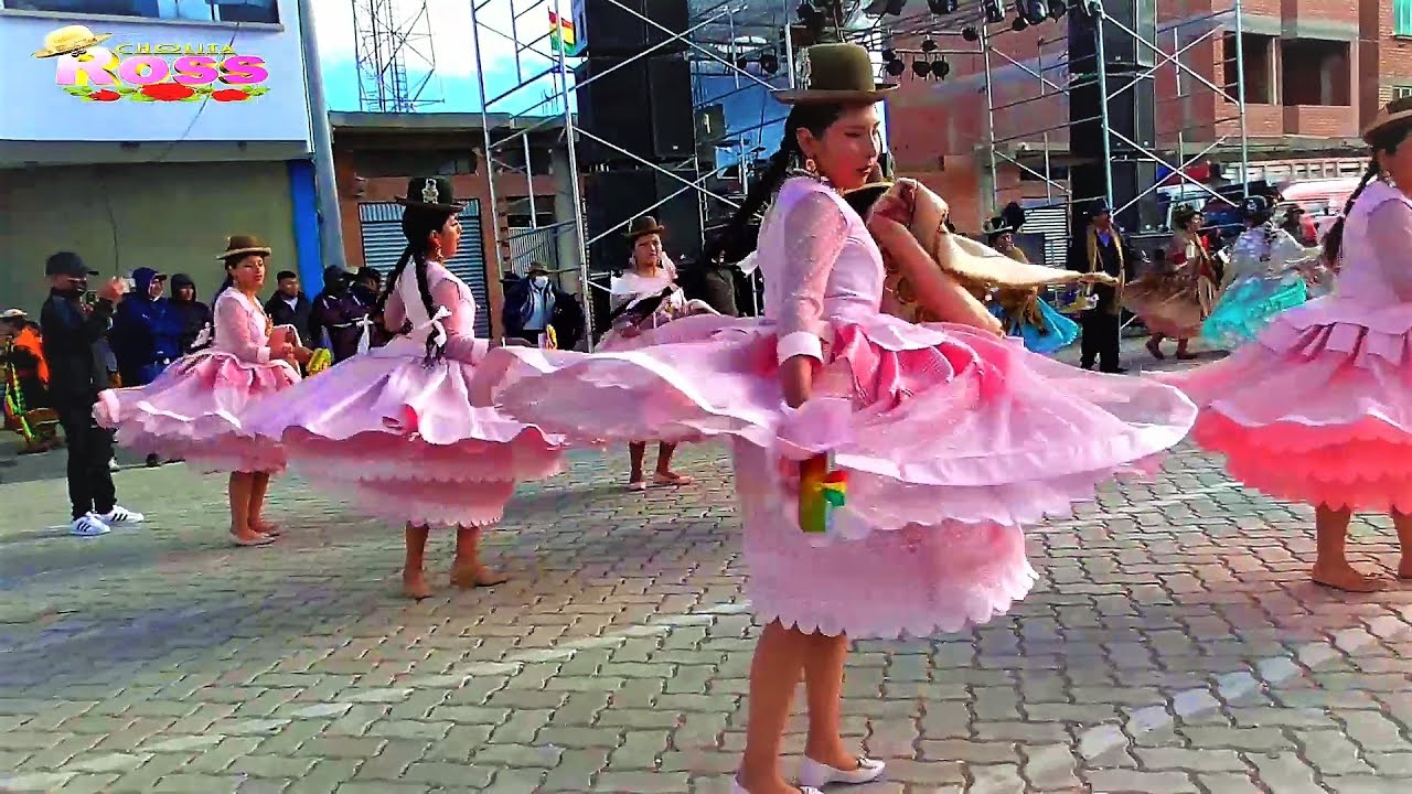 ASI BAILAN DANZA MORENADA EN EL MUNICIPIO DE CHUA VISALAYA-OMASUYOS