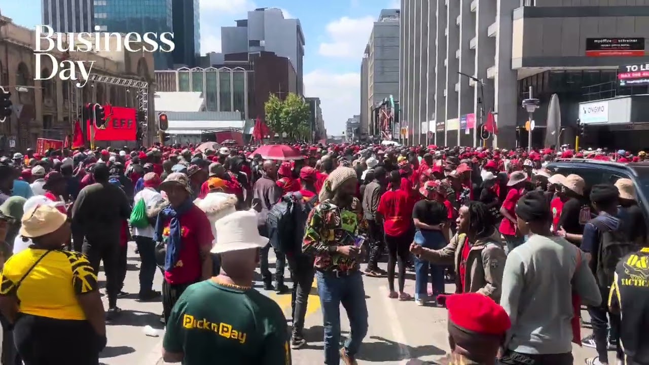 EFF outside the Johannesburg High Court
