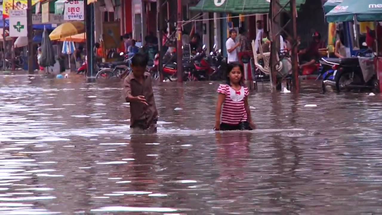 Phnom Penh: A Waltz Through High Water