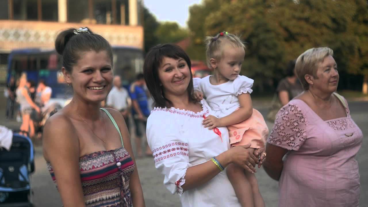 Новопсков. Концерт українських виконавців на Луганщині