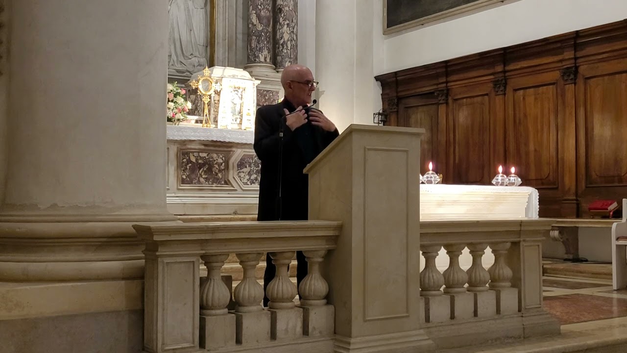 Catechesi di Padre Giuseppe Barzaghi OP - Eucaristia fonte e culmine della vita cristiana