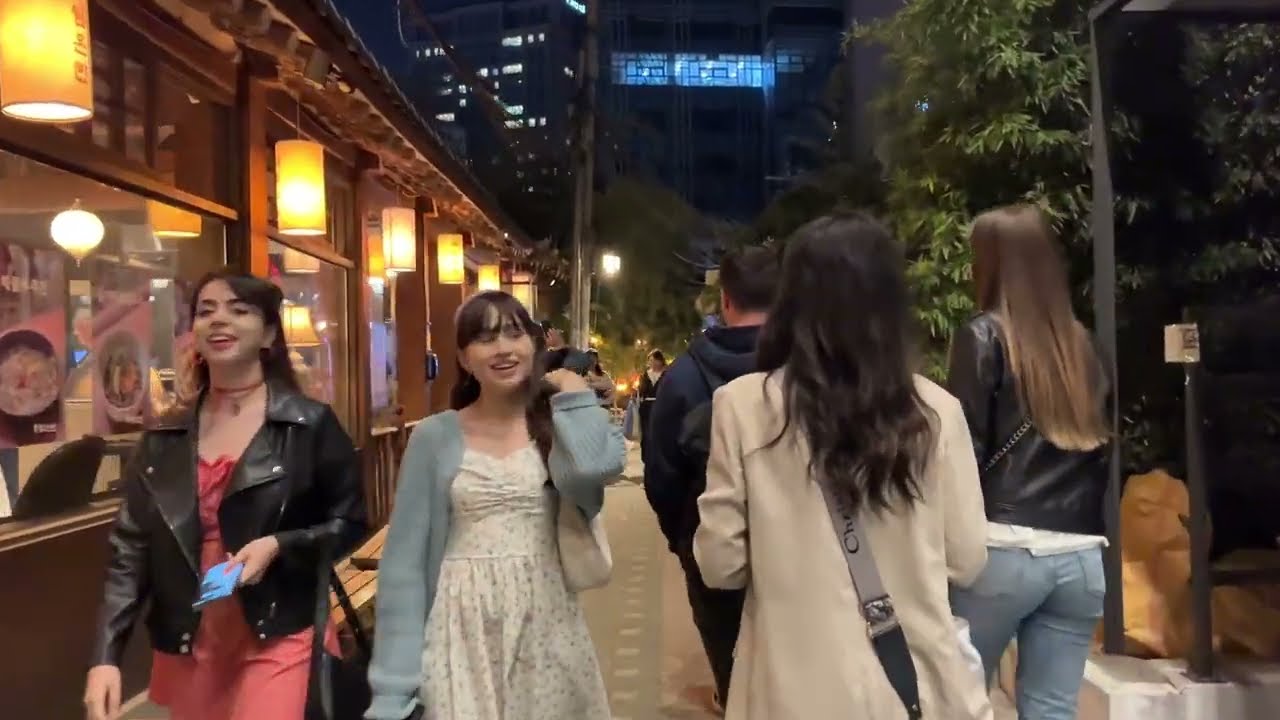 4k 🔥종로3가역 포차거리 젊음과 알콜이 공존하는 토요일밤🍻Jongno/ the street of a cart bar/ Ikseon-dong Walking trip /갈매기살 골목