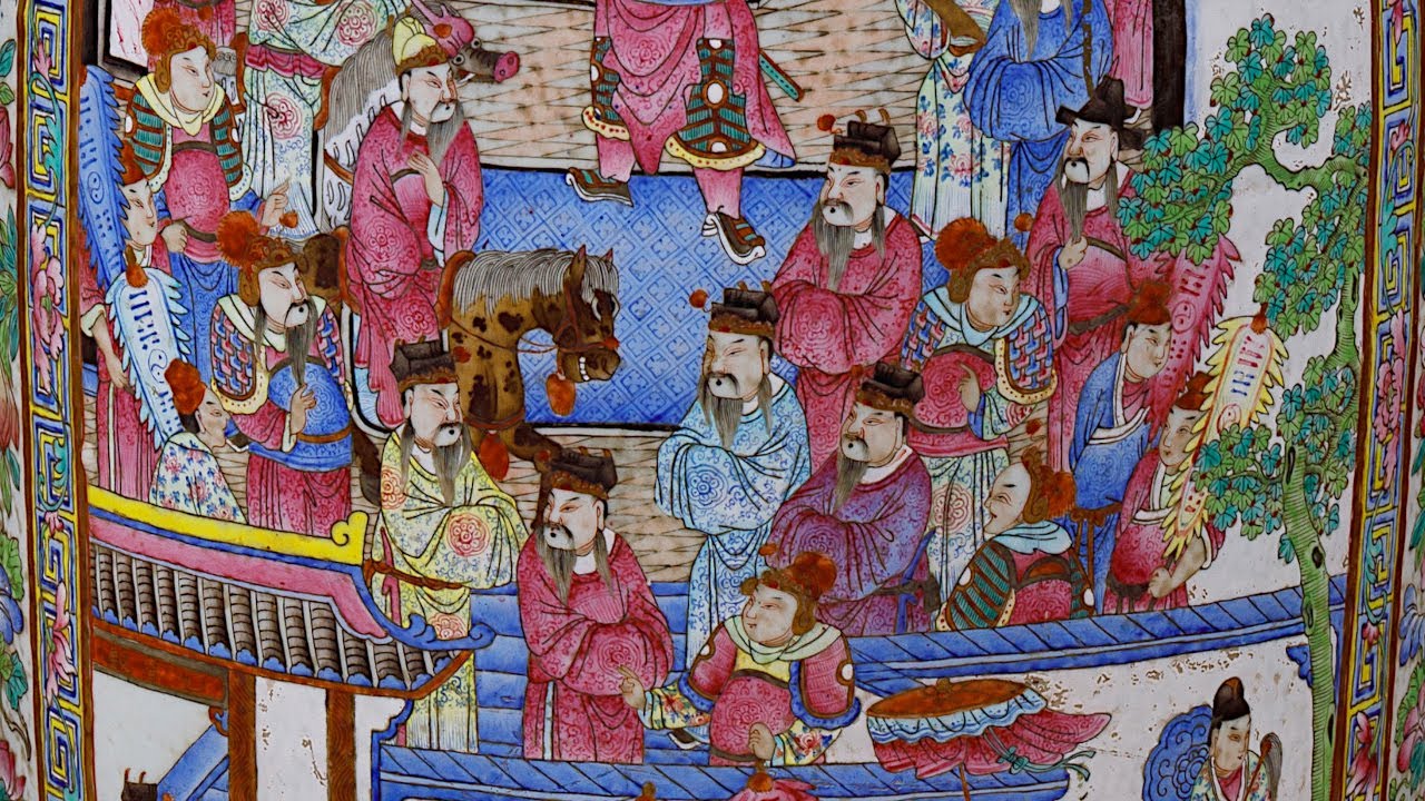 В Павловске отреставрировали китайскую вазу XIX века из исторической коллекции