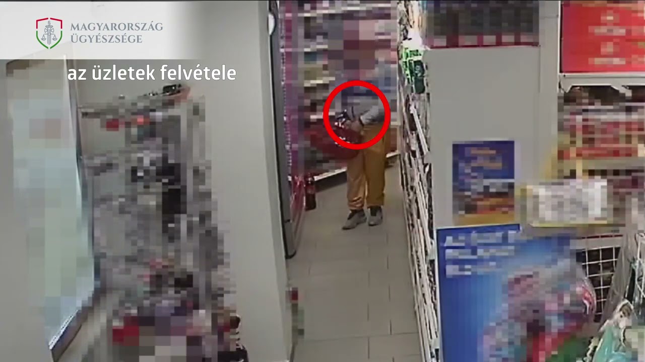 Csokit lopott - a nadrágjába rejtve