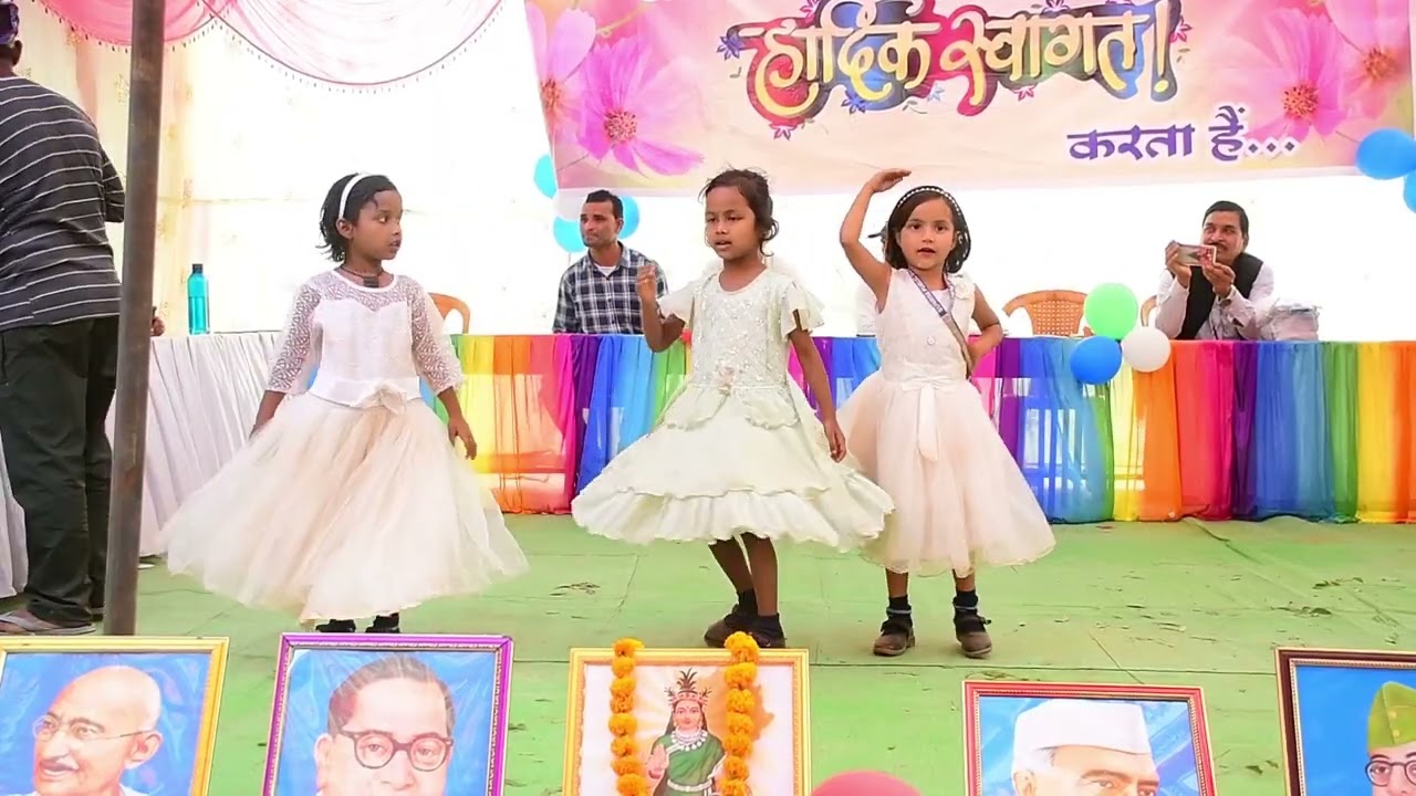 UNGLI PAKADKE TUNE CHALNA SIKHAYA