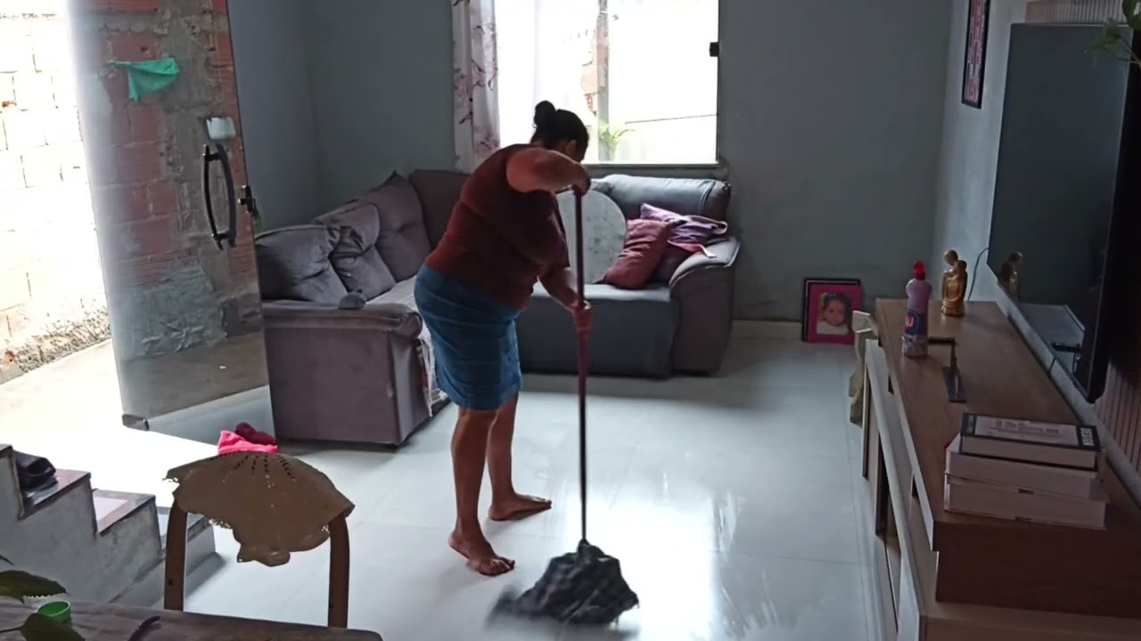 Dia de limpeza na sala / vamos reagir 💪👏