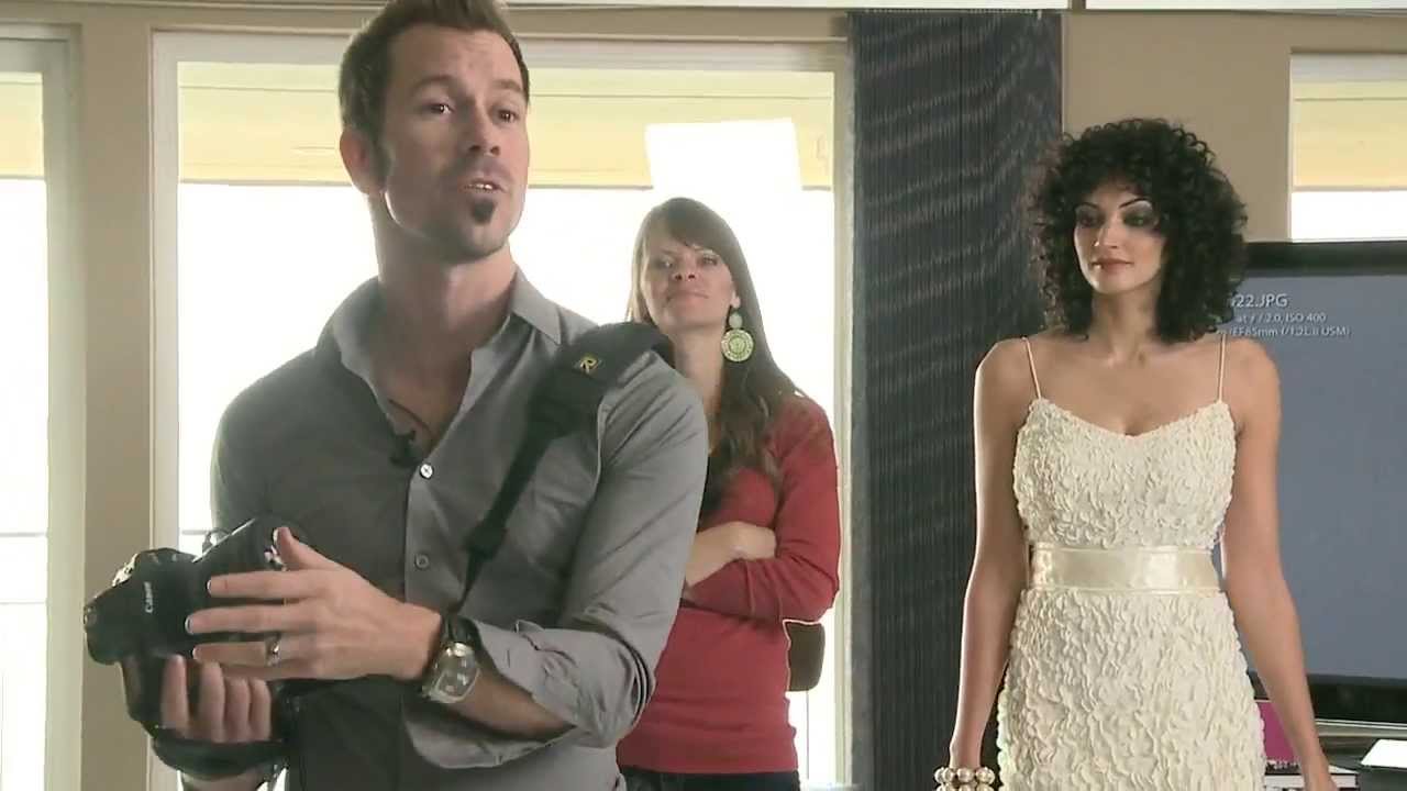 Zach and Jody Gray: How to Shoot a Bride Getting Ready