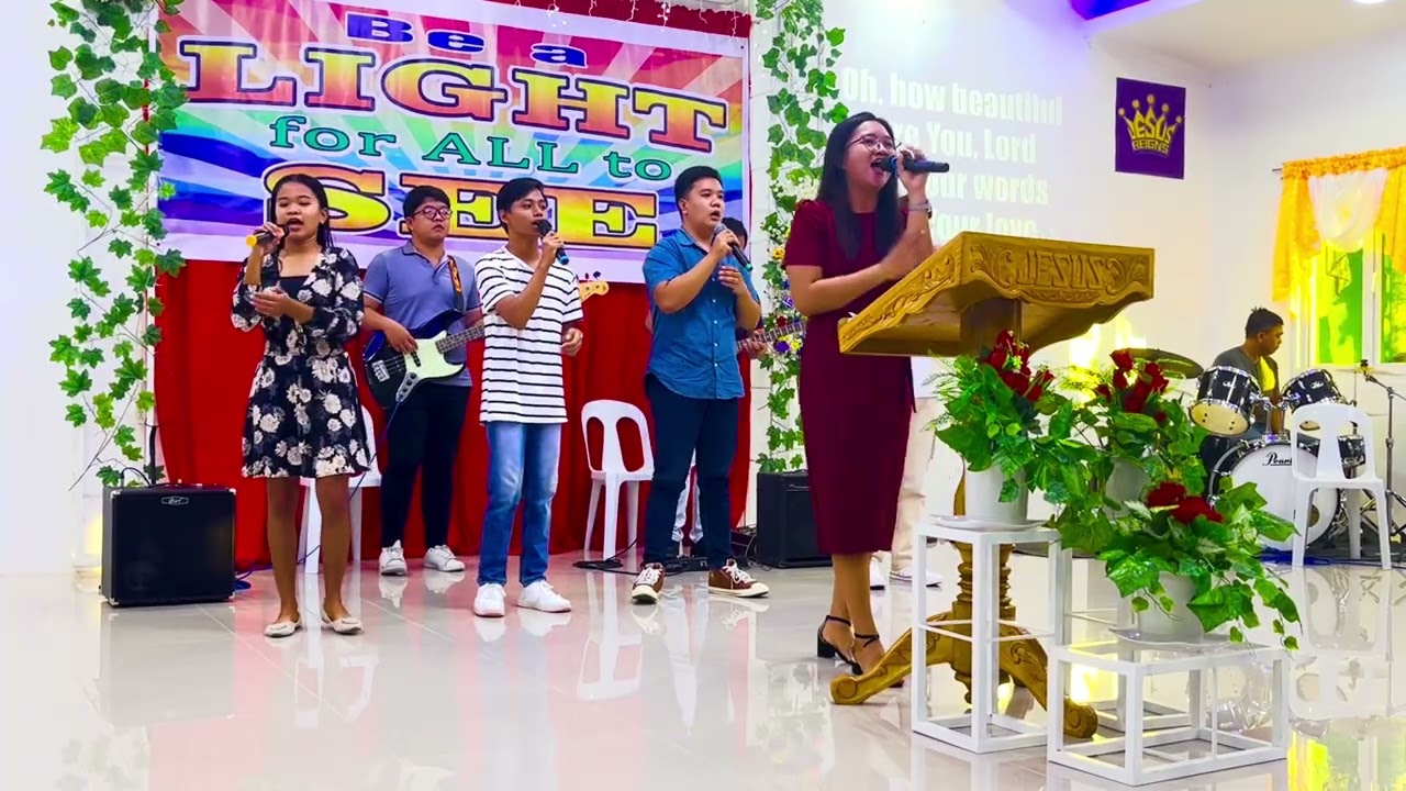 Praise / I  Give You Glory
