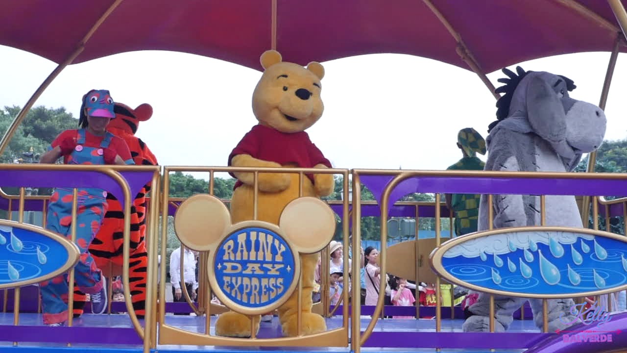 Hong Kong Disneyland | Rainy Day Express | Parade 2018