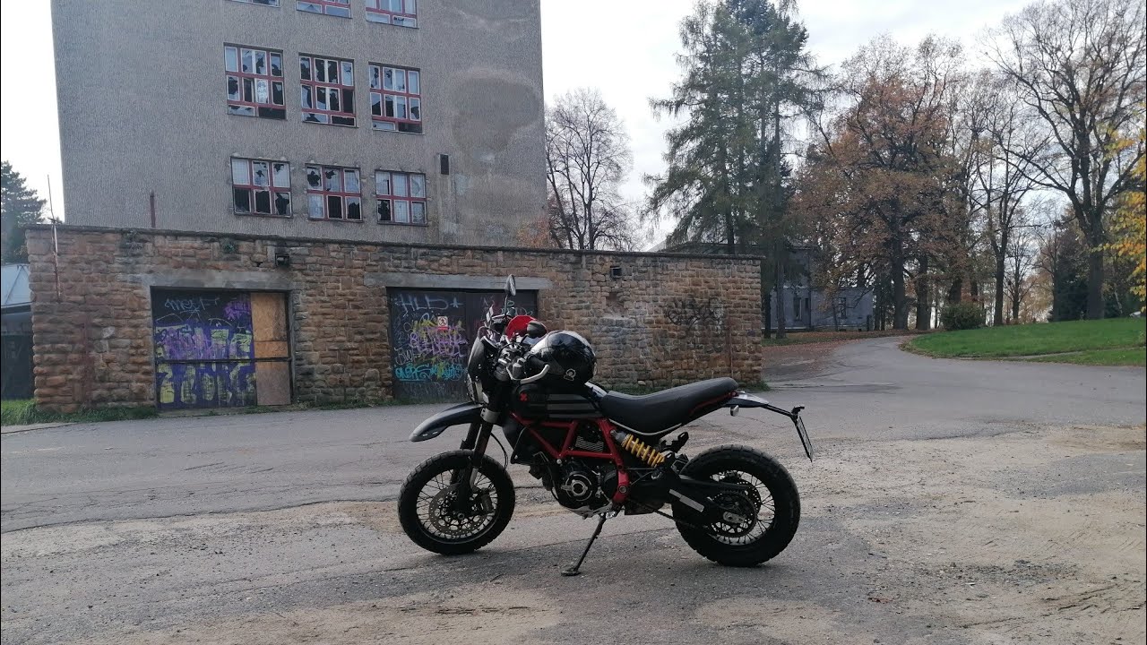 Plicn&iacute; sanatorium v Kostelci - moto urbex