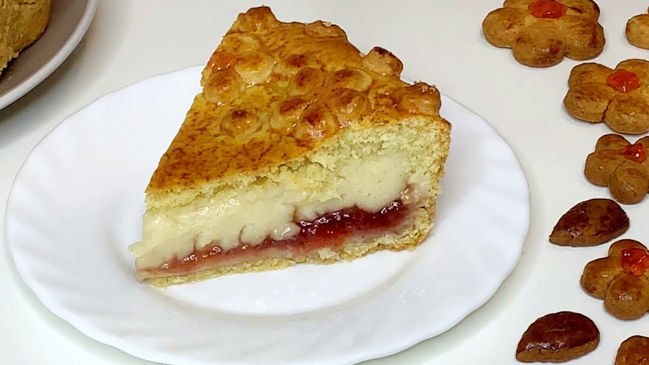 Shortbread pie (tart) with custard and strawberry jam recipe
