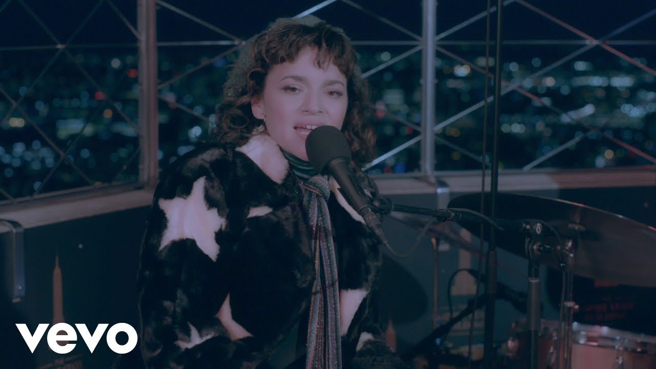 Norah Jones - Let It Be (Live At The Empire State Building)