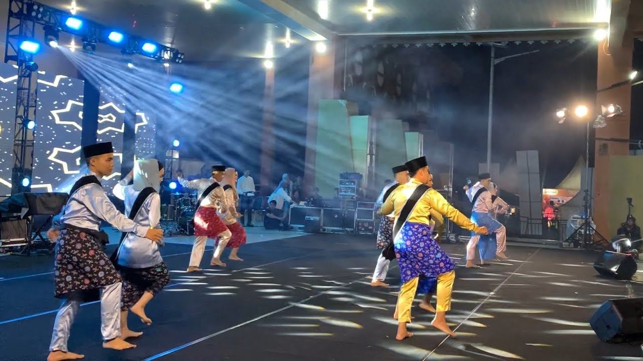 Lenggang Serawai Bujang Gadis Bengkulu Penutupan Festival Tabut 2023