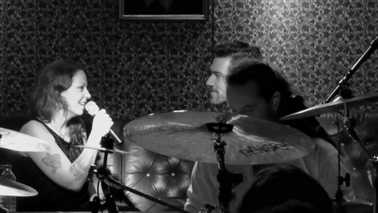 Anneke Van Giersbergen et Daniel Gildenlöw le 14 avril: Help Me Make It Through The Night