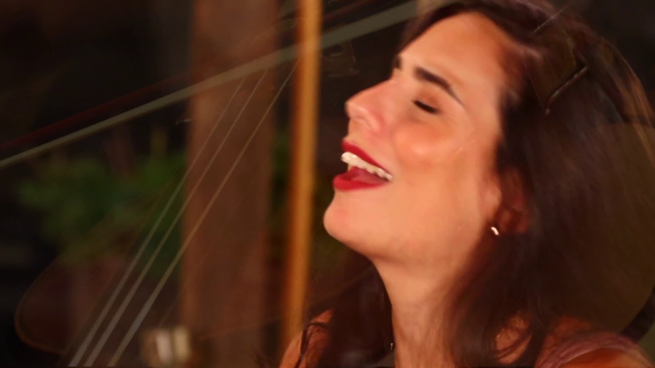 Emre Aksakal & Sinem Karaçelik - Durum Leyla (Gökhan Türkmen & Ayşegül Aldinç Cover)