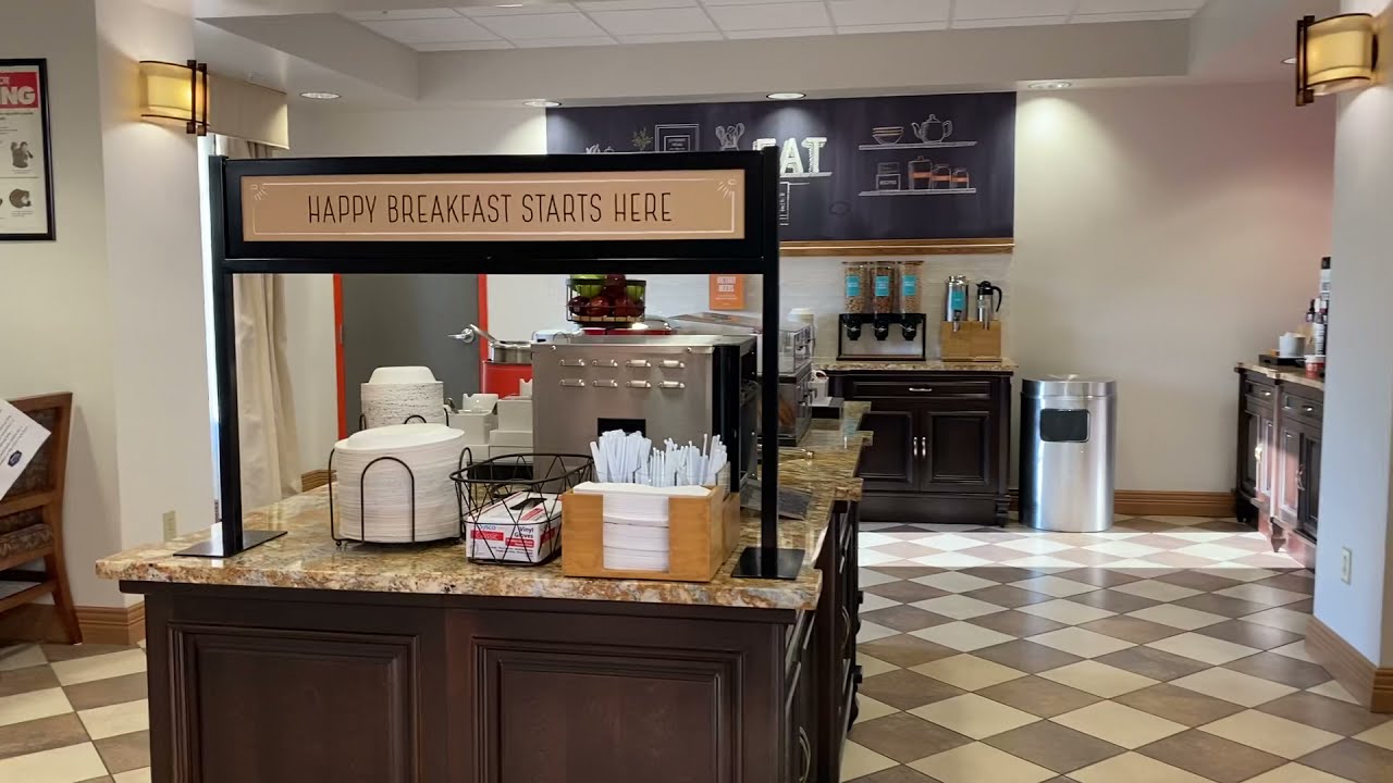 Breakfast at Hampton Inn & Suite By HILTON