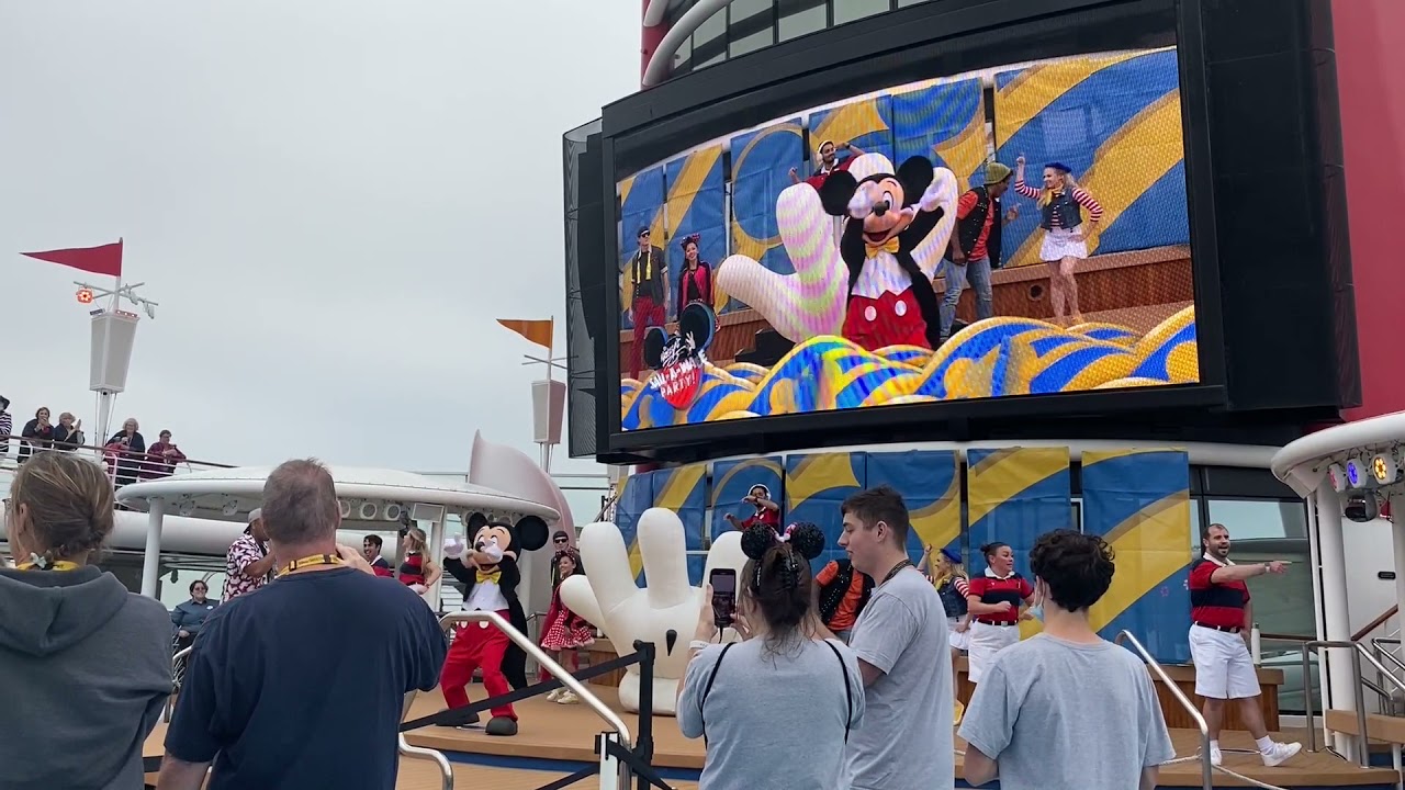 Panama Canal Cruise Pt. 1 — Sail-A-Wave & Christmas Time is Here! | Disney Cruise Line Vlog