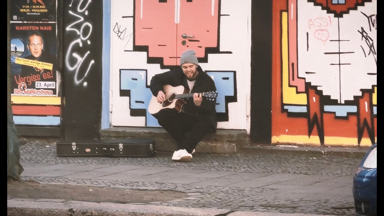 Chris de Sarandy - That's Life (Official Video)