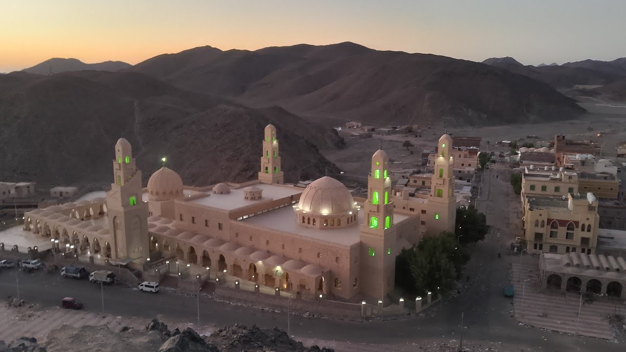 تكبيرات عيد الأضحى  المبارك. من رحاب  قطب الاقطاب وكهف أمن الطلاب سيدي ابو الحسن الشاذلي ٦ يونيو 25