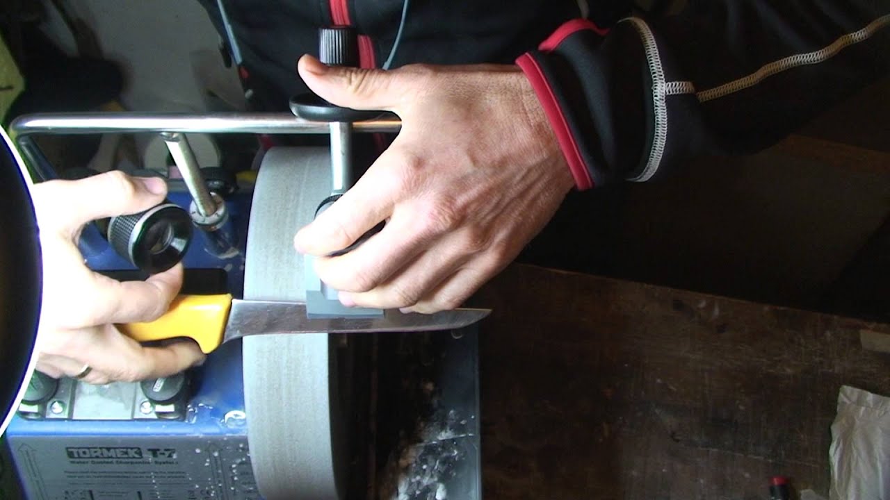 TORMEK T7 - sharpening kitchen knife