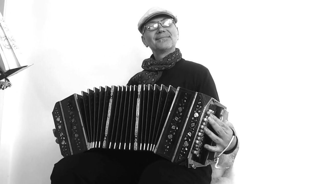 UNA EMOCION (R. Kaplún) - Arrangement and Bandoneón solo B. Fingas