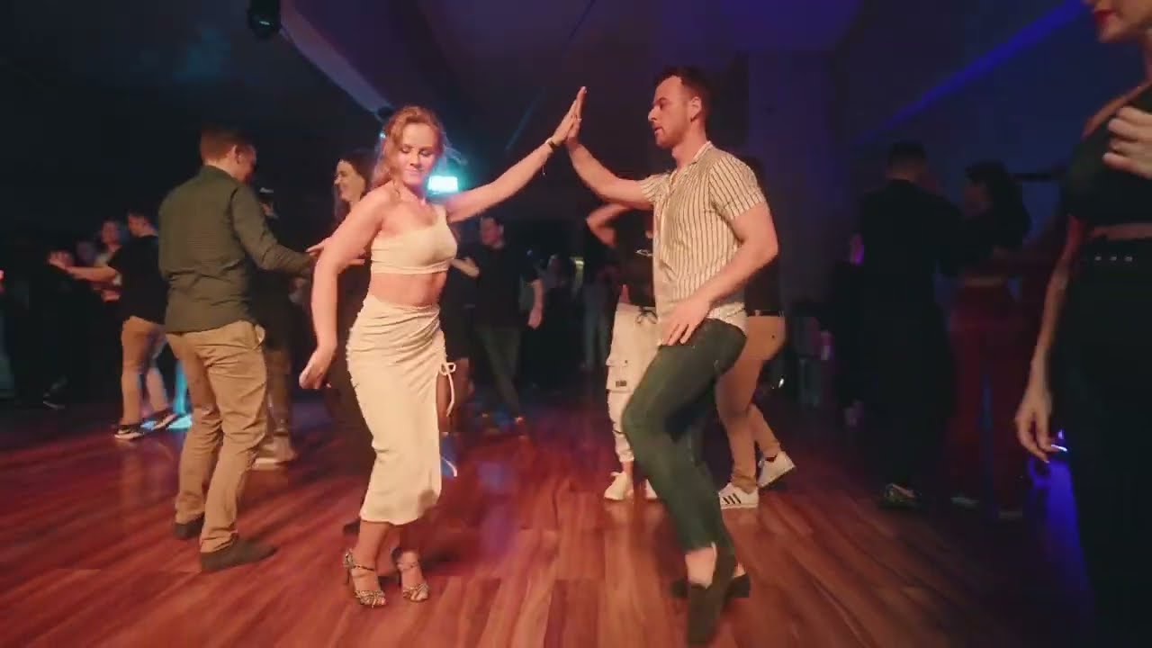 Hasan & Greta Bachata Social Dancing [La Chucky - Nandy Versatil] 2023