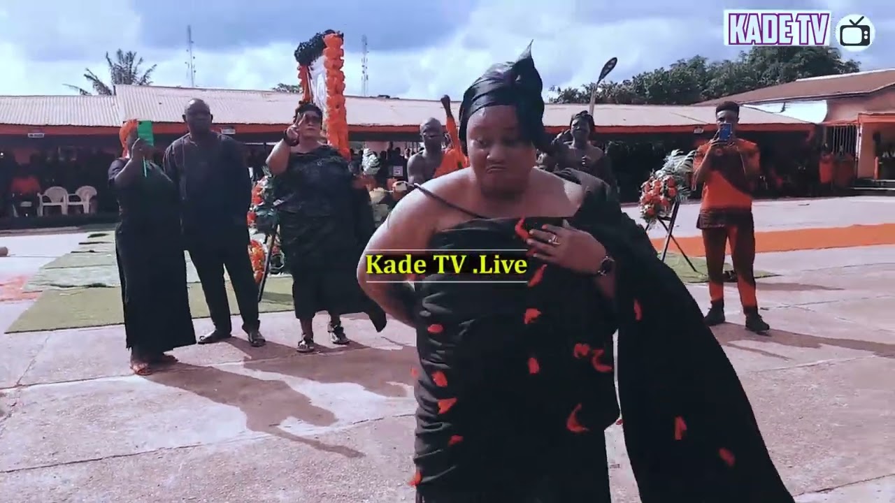 KADE: QUEEN Dances Fontonfrom For The First Time In Eastern Region