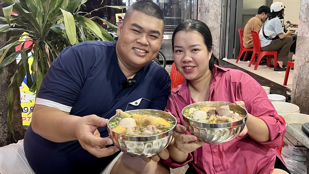 Mập Food Dẫn Bé Kim Bầu Đi Ăn Bún Mọc Full Topping Chả Đùi Gà Cầu Bà Tàng Trước Khi Lâm Bồn