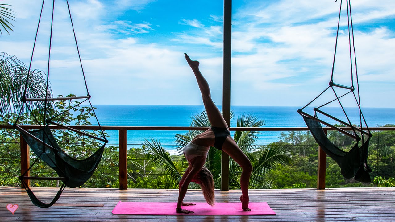 Peaceful Yoga Workout ♥ Core & Balance | Jane of the Jungle Flow