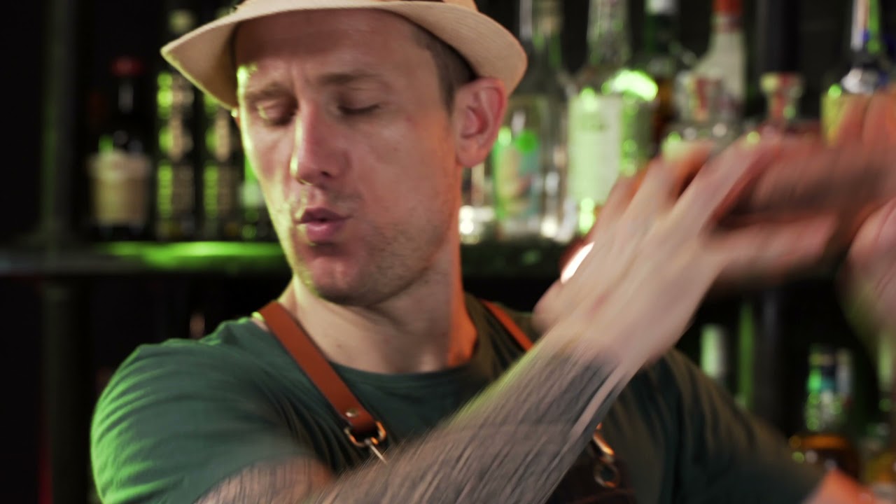 How to make the Best Apple Martini in the World