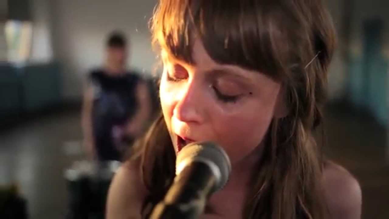 TeenCanteen 'Vagabond' (Live)