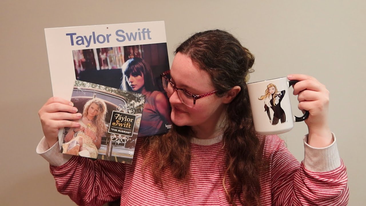 MY 2024 SWIFTMAS HAUL *I GOT MY DISO TAYLOR SWIFT VINYL*