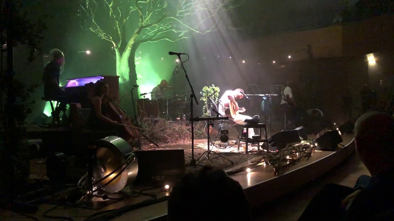 Biffy Clyro- Opposite (Acoustic Live)