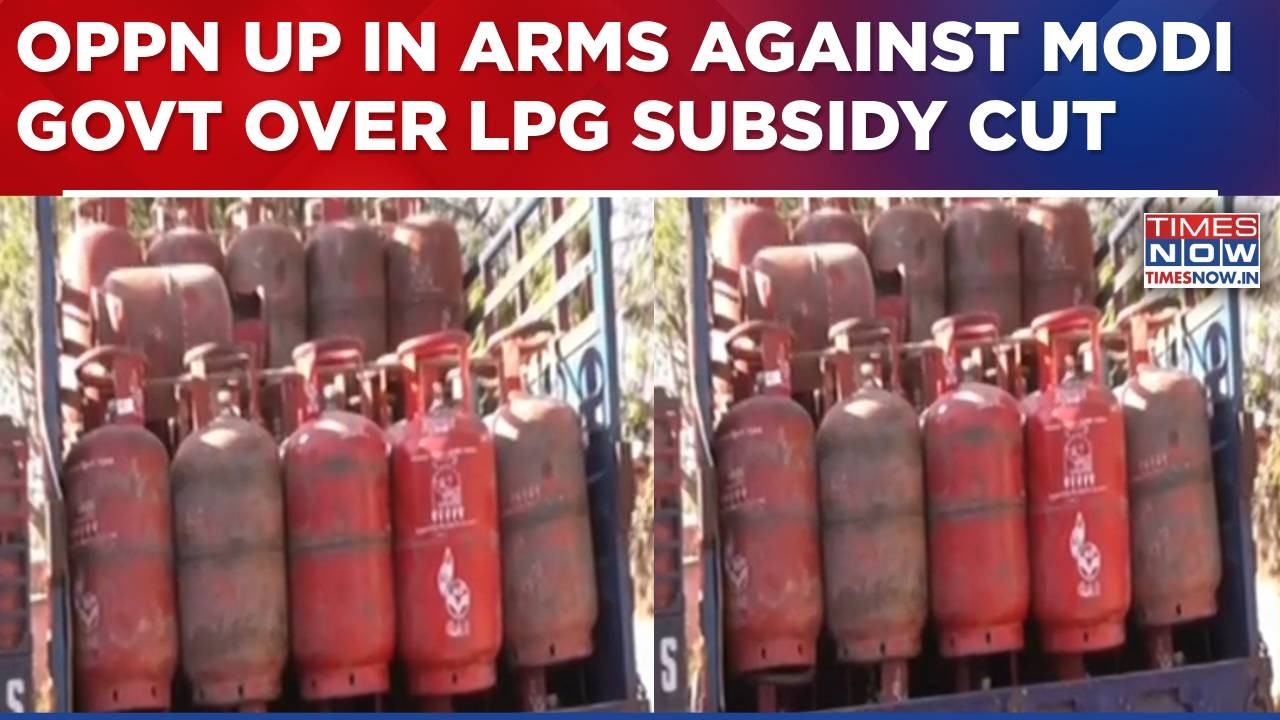 Modi Govt Cuts Subsidised LPG Cylinders To Ujjwala Beneficiaries To 4; Oppn Slams Centre | WATCH