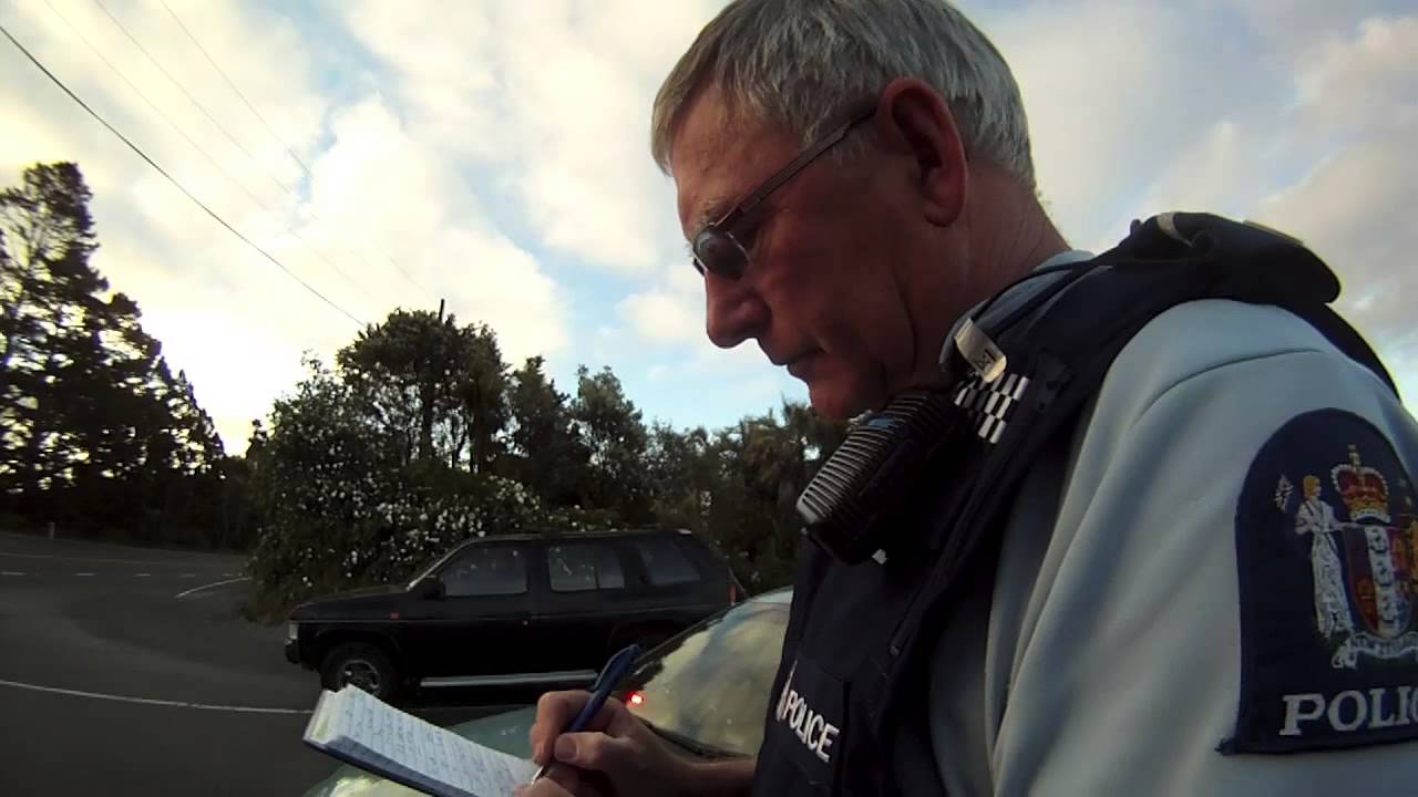 Longboarding: New Zealand Police