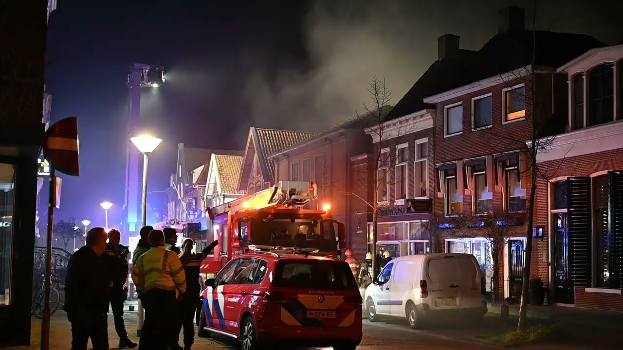 Grote brand in horecapand in centrum van Dokkum